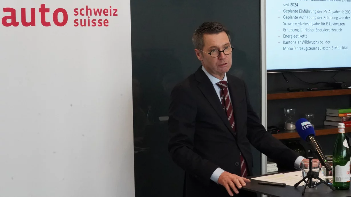 
										Gr&uuml;nenfelder &uuml;bernimmt Pr&auml;sidium von Strasseschweiz
									